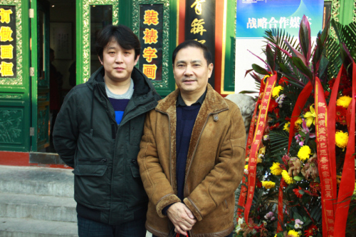 与邓小平特型演员卢奇