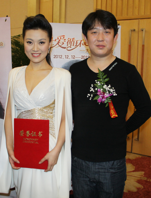 与青年歌唱家常思思