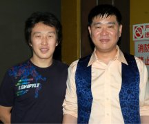 与中央电视台主持人德江在一起