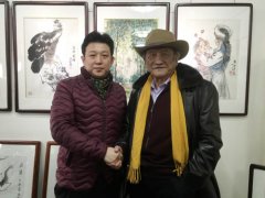 与中国表演艺术家杨在葆留影