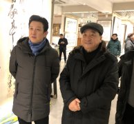 中国曲艺家协会主席姜昆参观书画展览